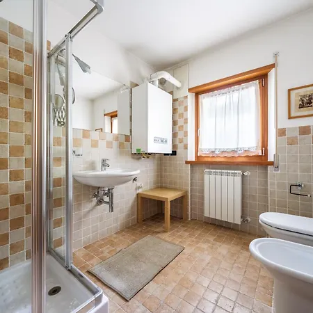 Apartment Dolomiti Cortina Con Parcheggio - Caldo E Accogliente Trilocale *